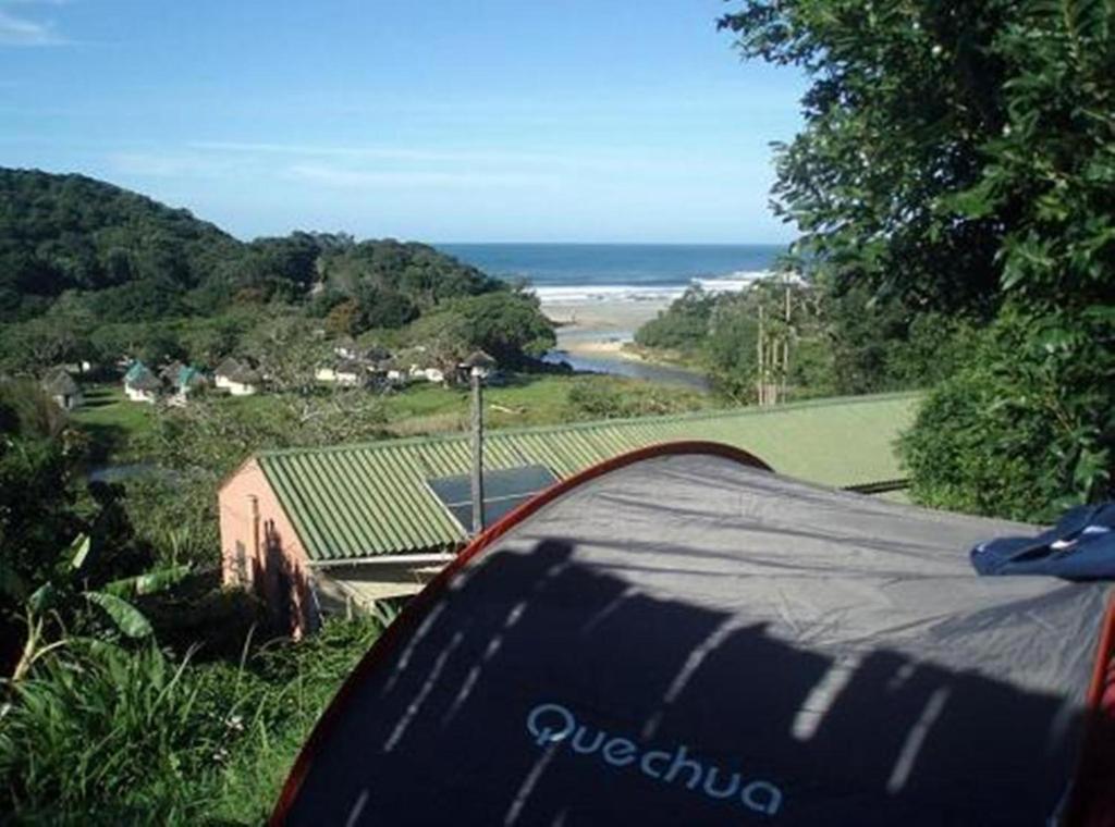 Amapondo Backpacker Lodge Port Saint John's Экстерьер фото